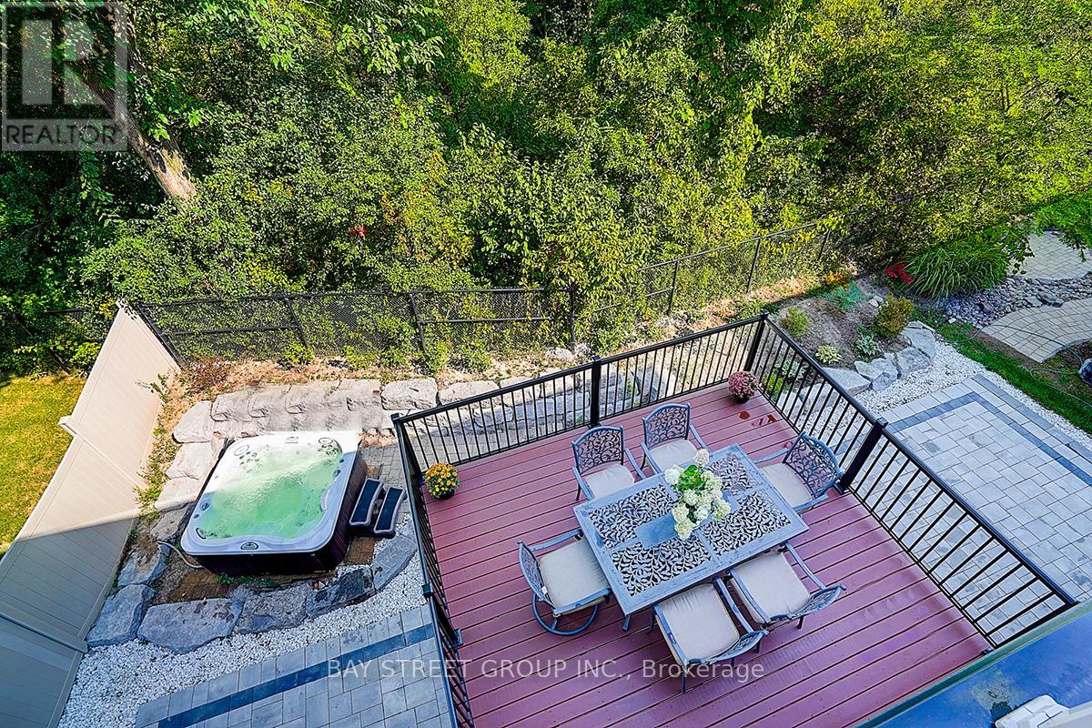 Photo 10 of 80 Lady Jessica Dr Drive N, Vaughan ON