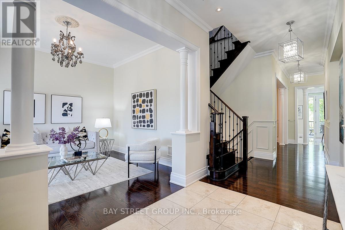 Photo 4 of 80 Lady Jessica Dr Drive N, Vaughan ON