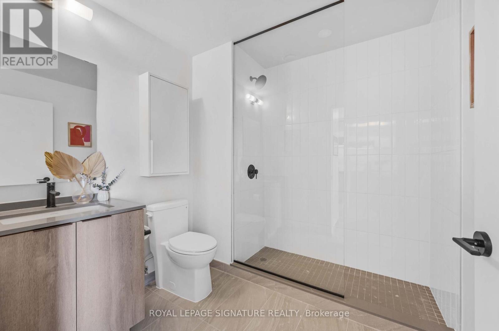 Photo 18 of Lph 11 181 Sterling Road, Toronto ON