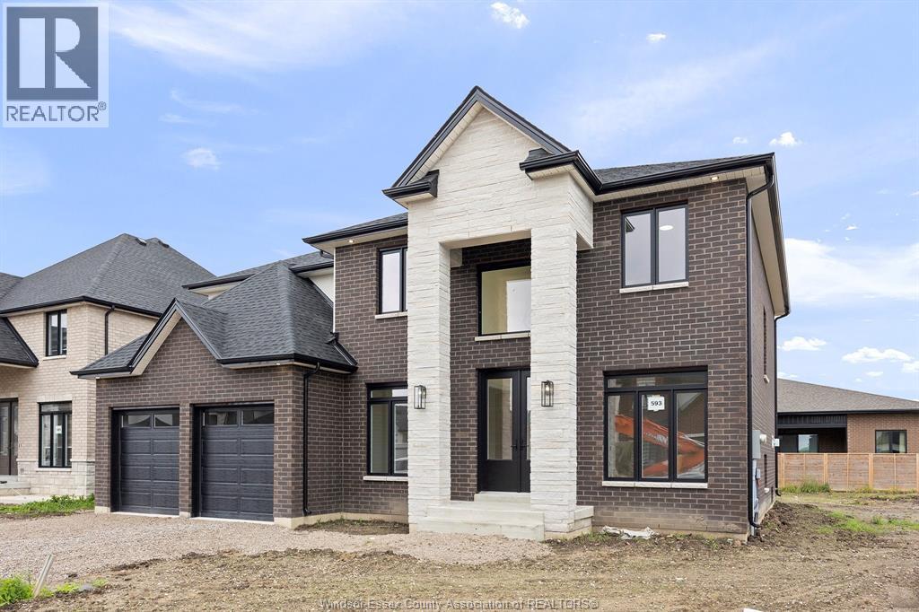 Photo 1 of 545 Orchards Crescent, Windsor ON