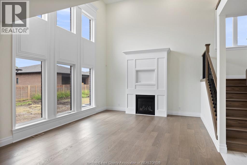 Photo 6 of 545 Orchards Crescent, Windsor ON