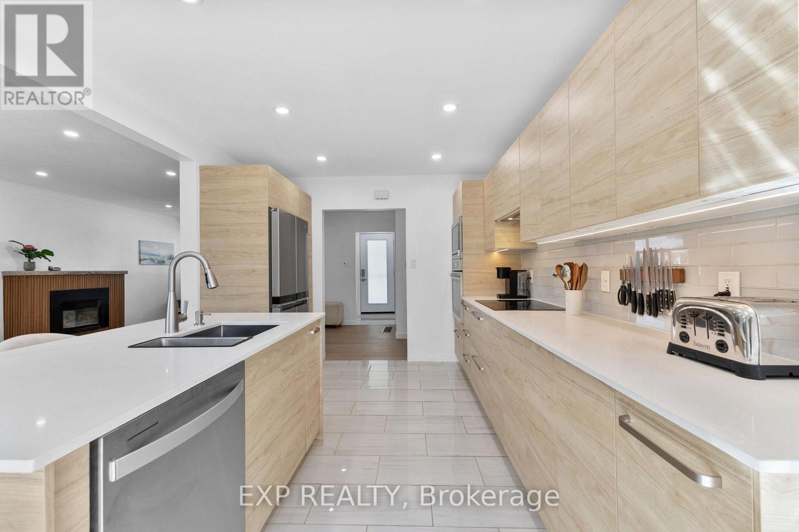 Photo 15 of 1502 Farnsworth Avenue, Ottawa ON