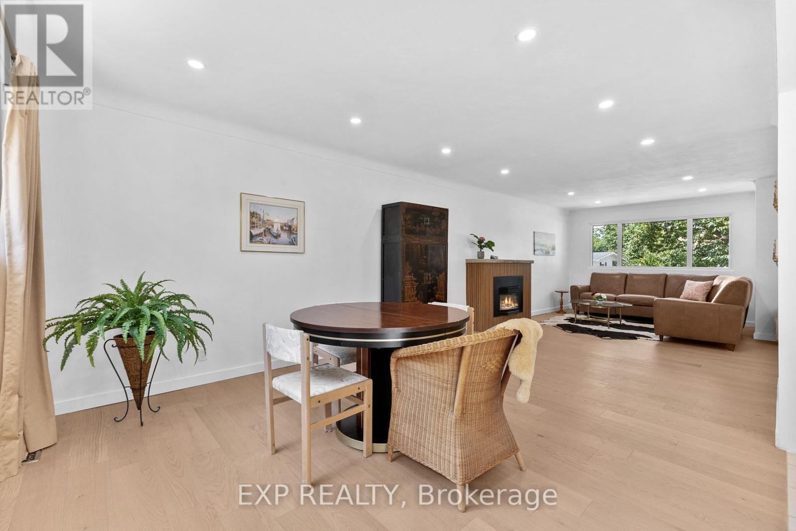 Photo 19 of 1502 Farnsworth Avenue, Ottawa ON