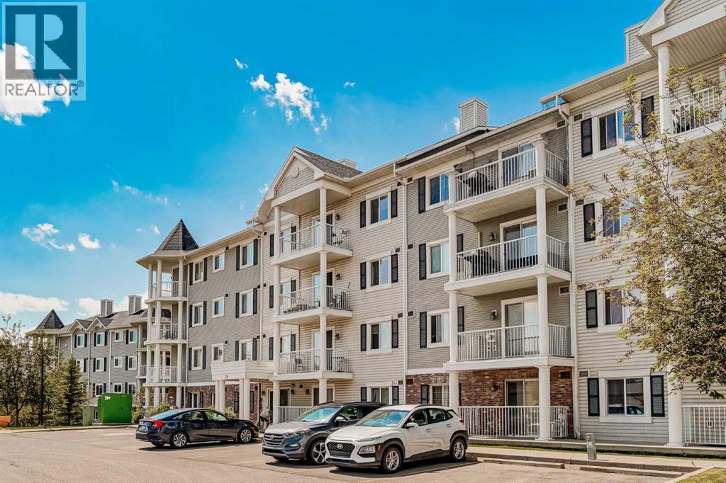 Photo 33 of 4102 31 Country Village Manor Ne, Calgary AB