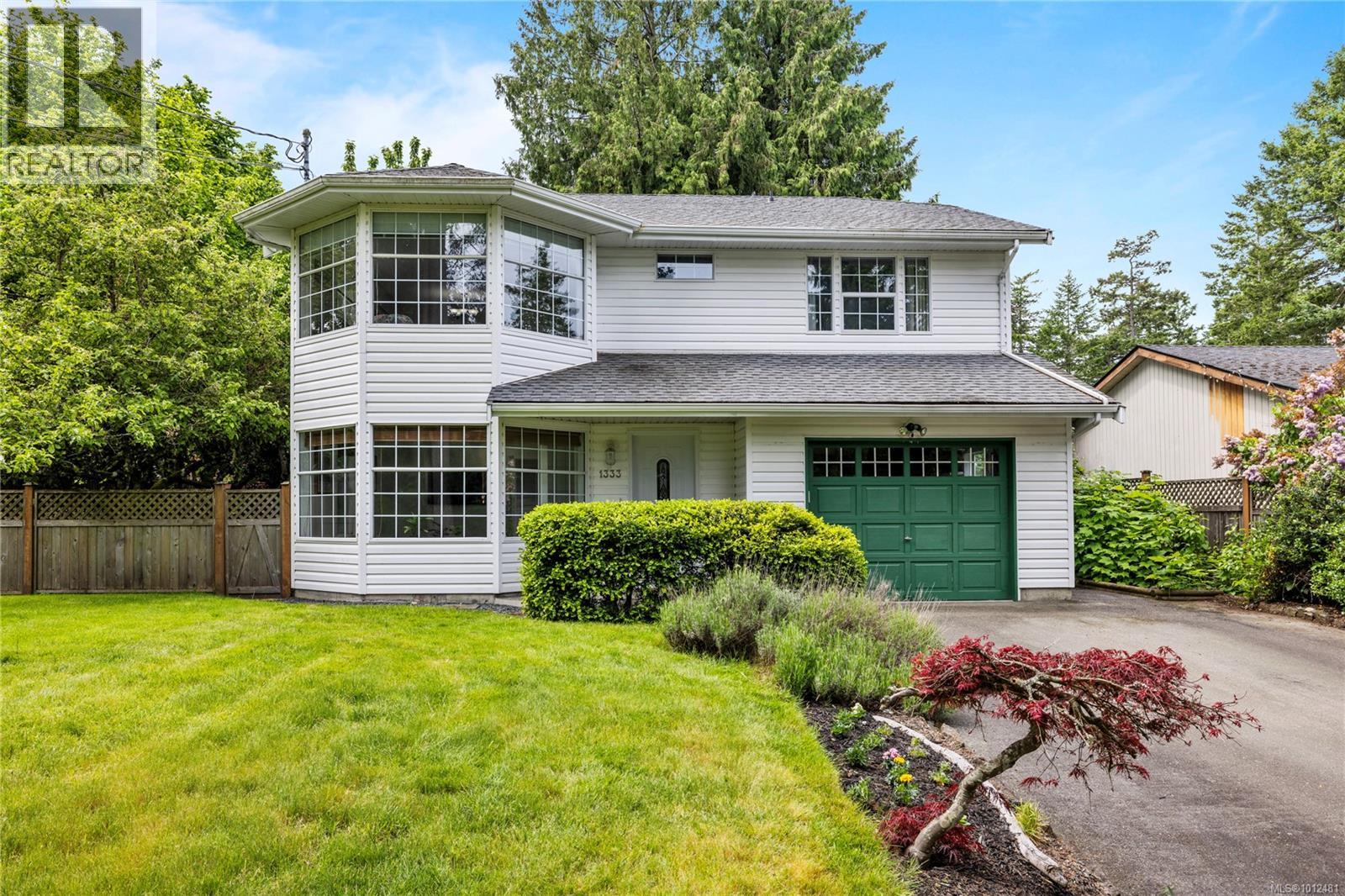 Photo 1 of 1333 Carmel Pl, Nanoose Bay BC