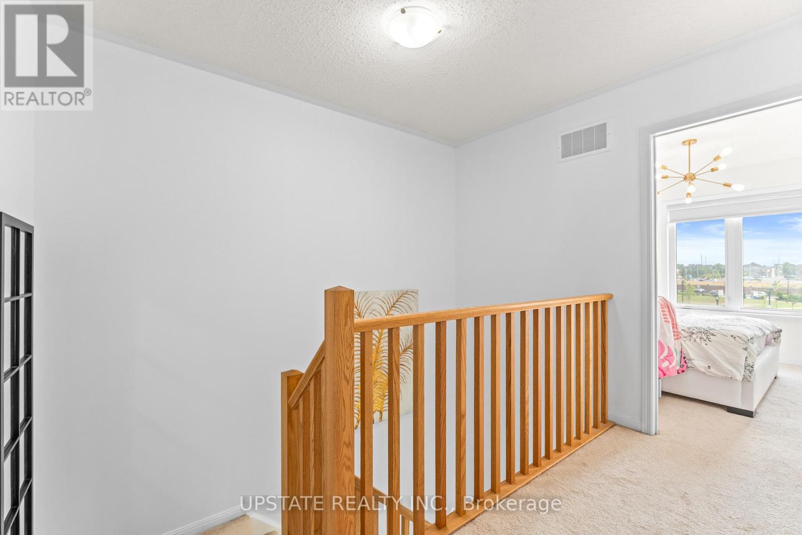 Photo 21 of 37 250 Sunny Meadow Boulevard, Brampton ON