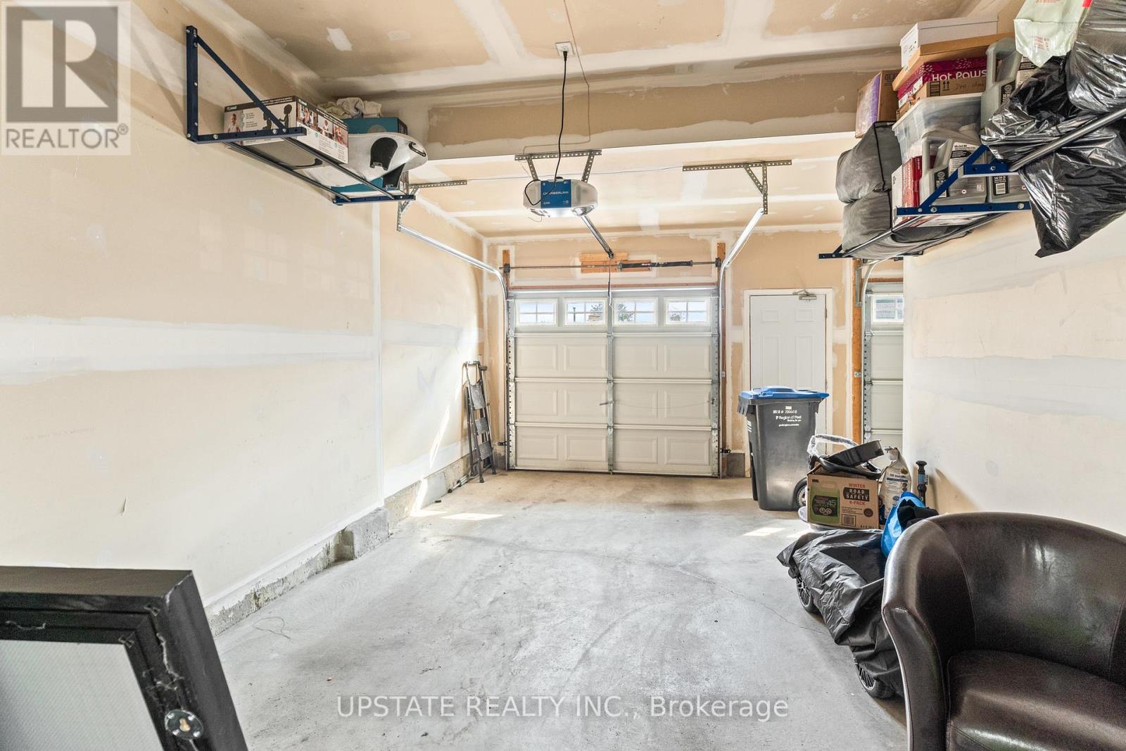 Photo 32 of 37 250 Sunny Meadow Boulevard, Brampton ON