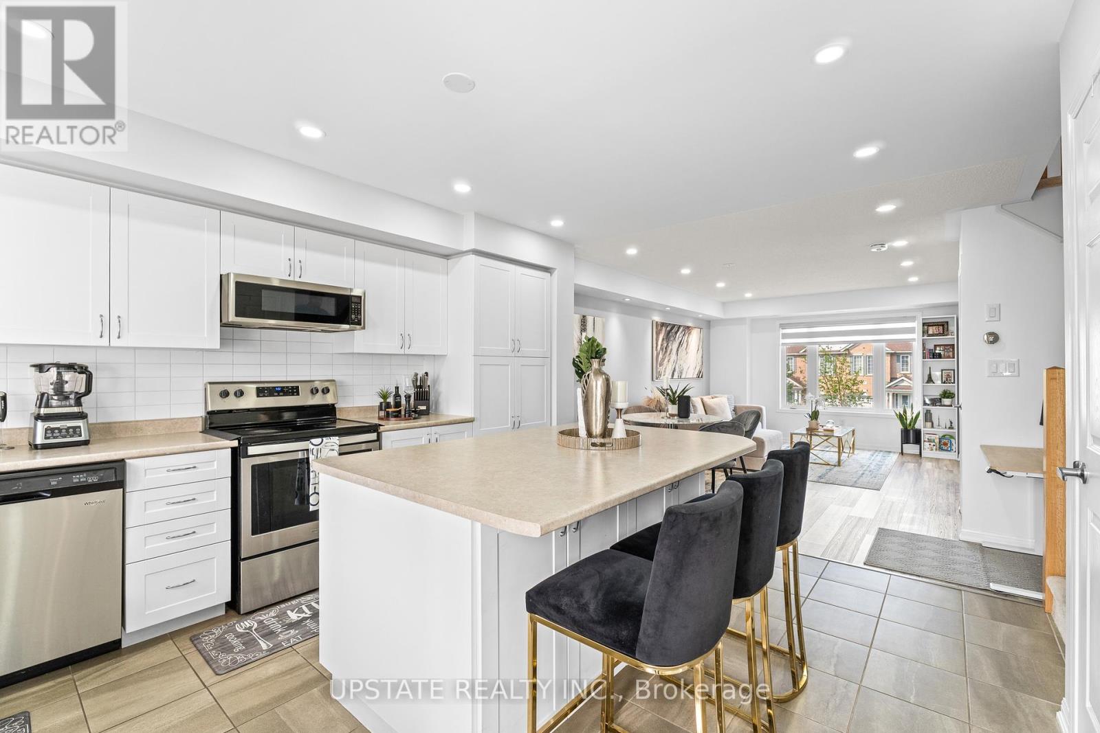 Photo 15 of 37 250 Sunny Meadow Boulevard, Brampton ON