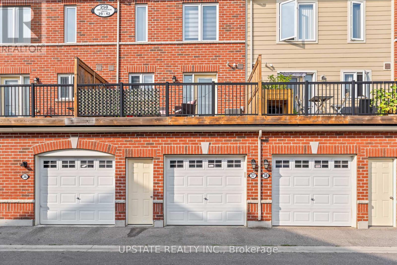 Photo 37 of 37 250 Sunny Meadow Boulevard, Brampton ON