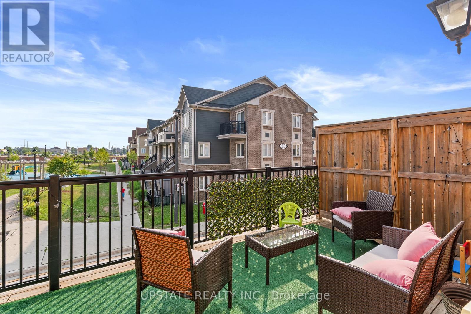 Photo 33 of 37 250 Sunny Meadow Boulevard, Brampton ON
