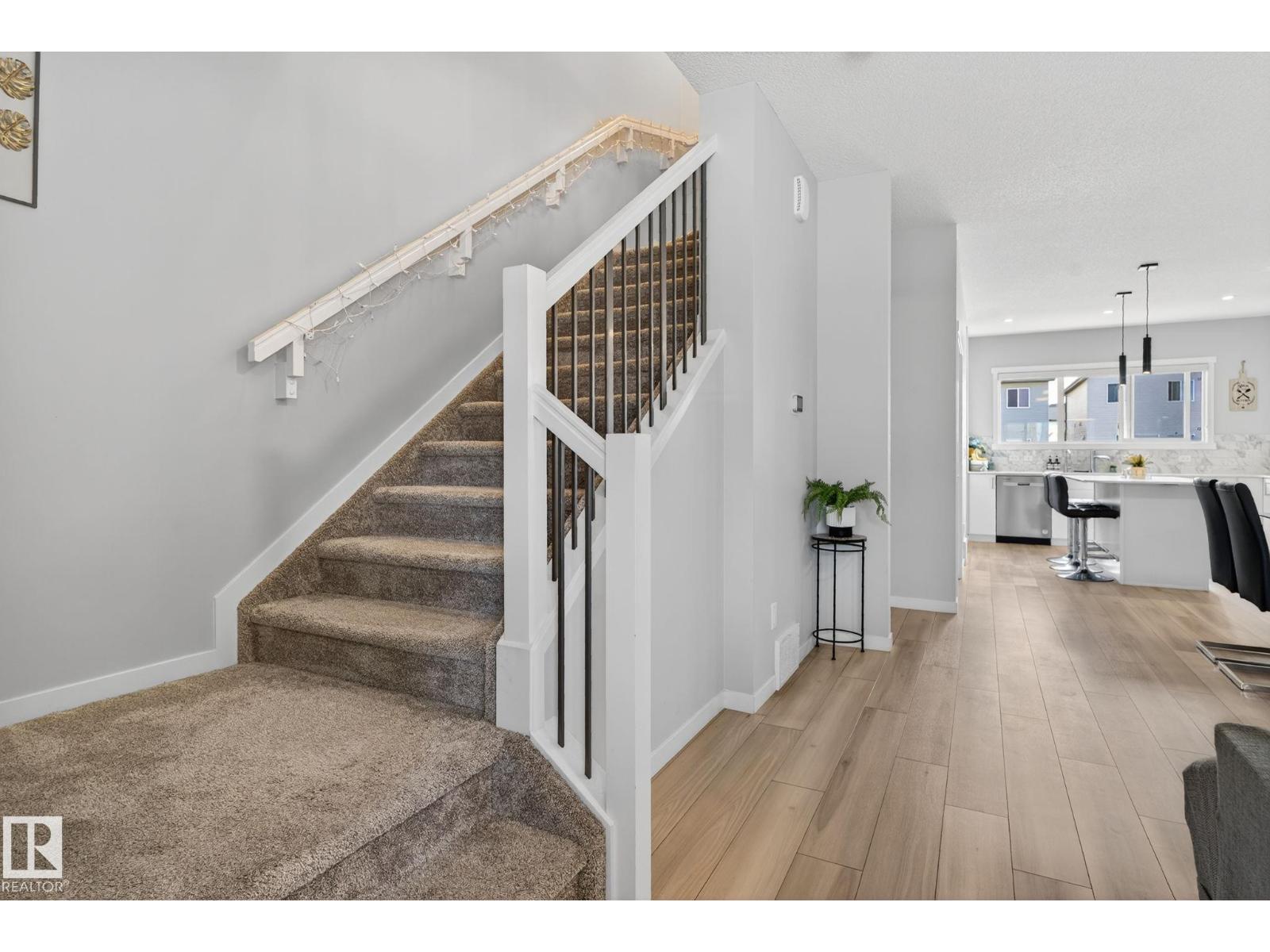 Photo 22 of 1213 16 A St Nw Nw, Edmonton AB