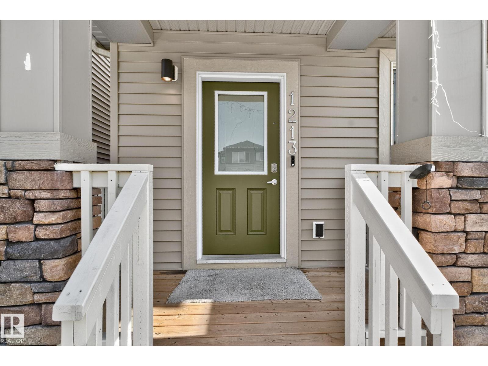 Photo 36 of 1213 16 A St Nw Nw, Edmonton AB