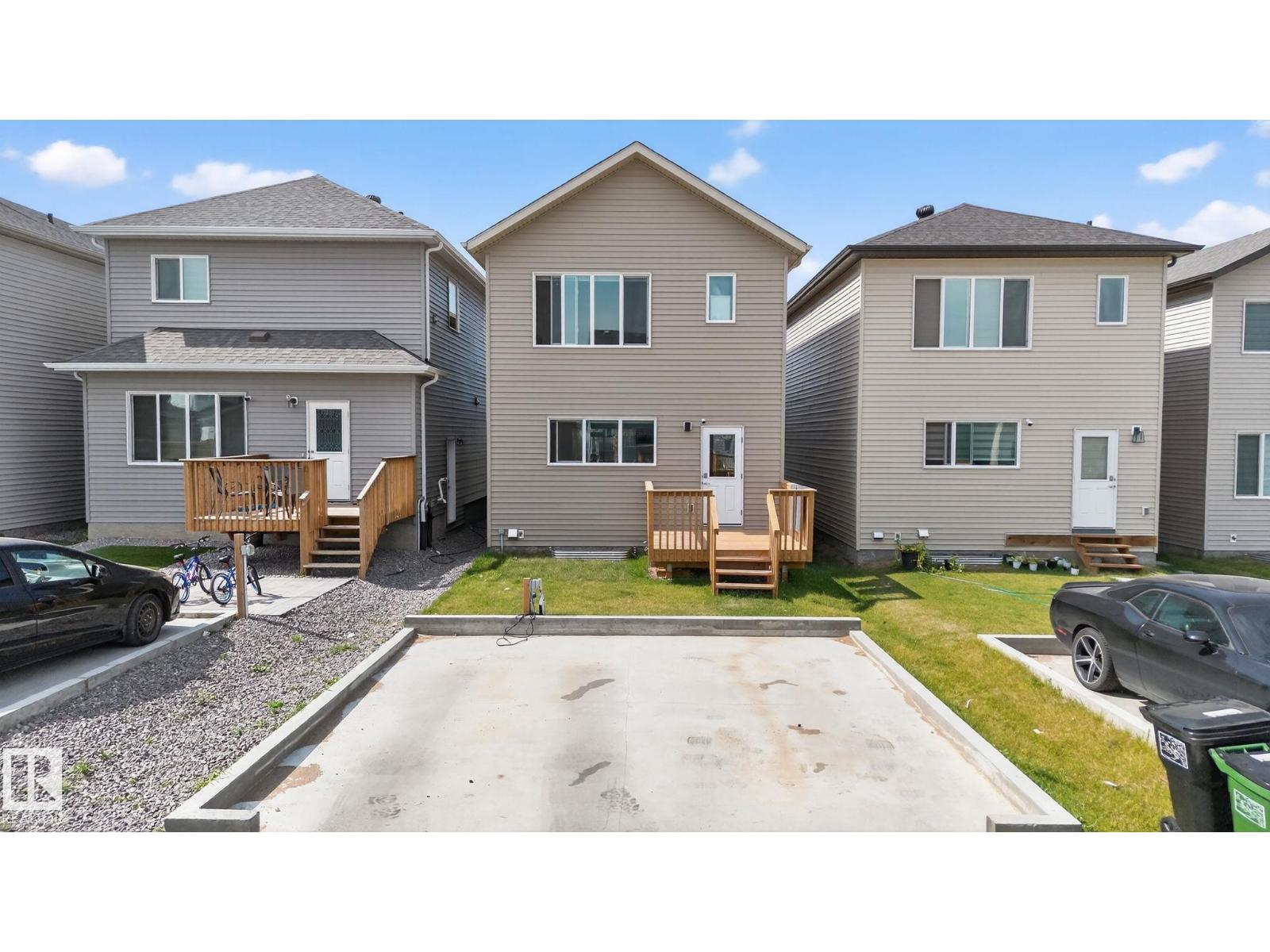 Photo 45 of 1213 16 A St Nw Nw, Edmonton AB