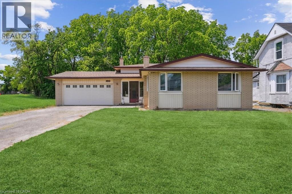 Photo 1 of 4498 Ontario Street, Beamsville ON