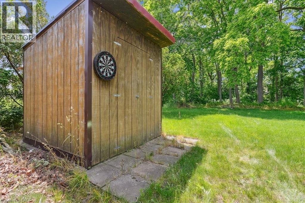 Photo 22 of 4498 Ontario Street, Beamsville ON