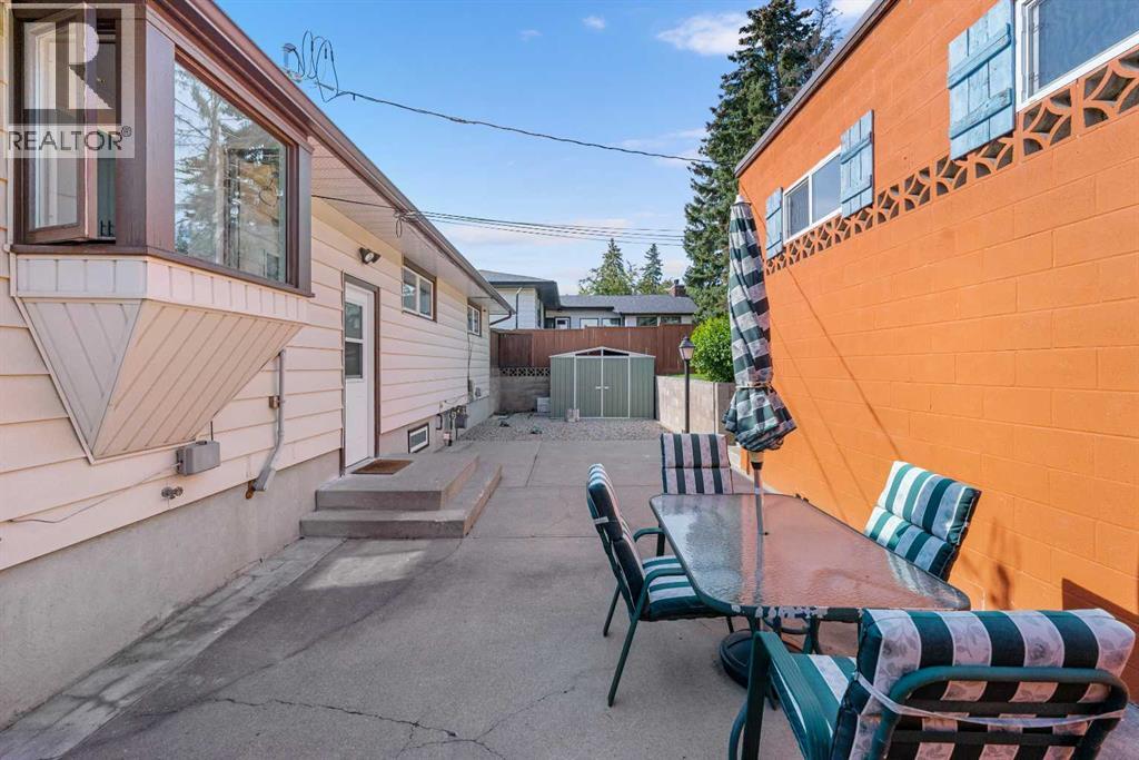 Photo 42 of 18 Cornell Place Nw, Calgary AB
