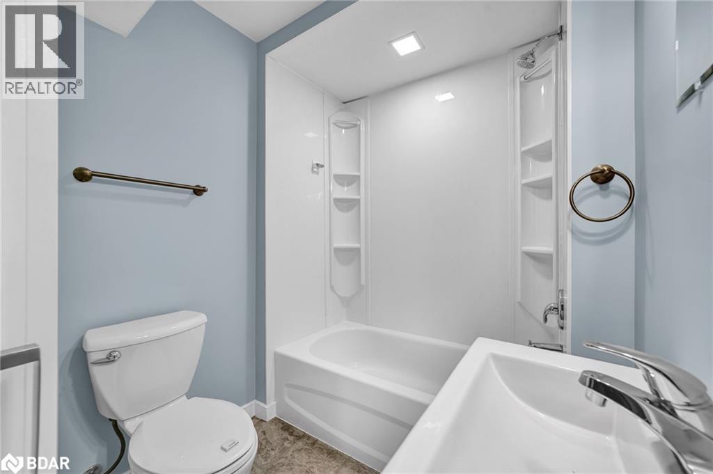 Photo 14 of 37 Tottenham Road, Alliston ON