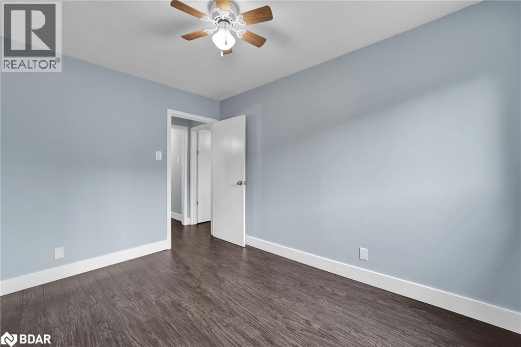 Photo 19 of 37 Tottenham Road, Alliston ON
