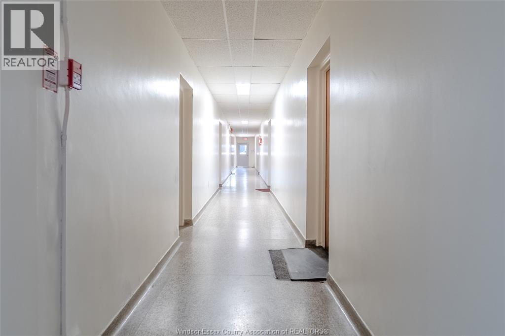 Photo 13 of 6630 Wyandotte Street East, Windsor ON