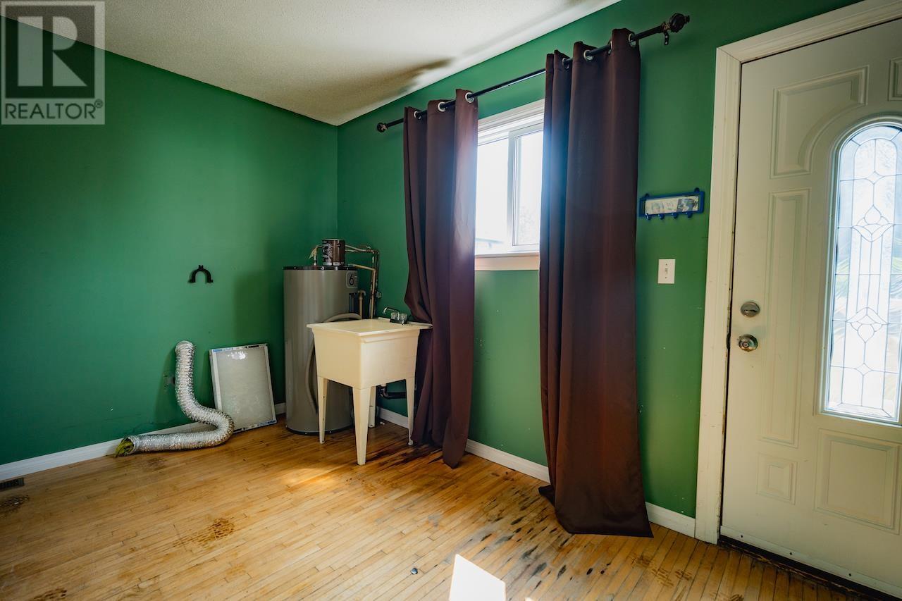 Photo 11 of 391 Douglas St, Sault Ste Marie ON