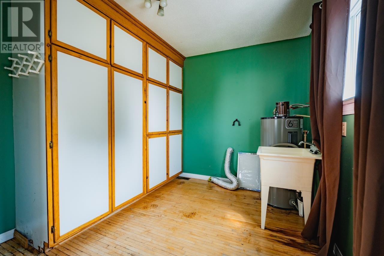 Photo 12 of 391 Douglas St, Sault Ste Marie ON