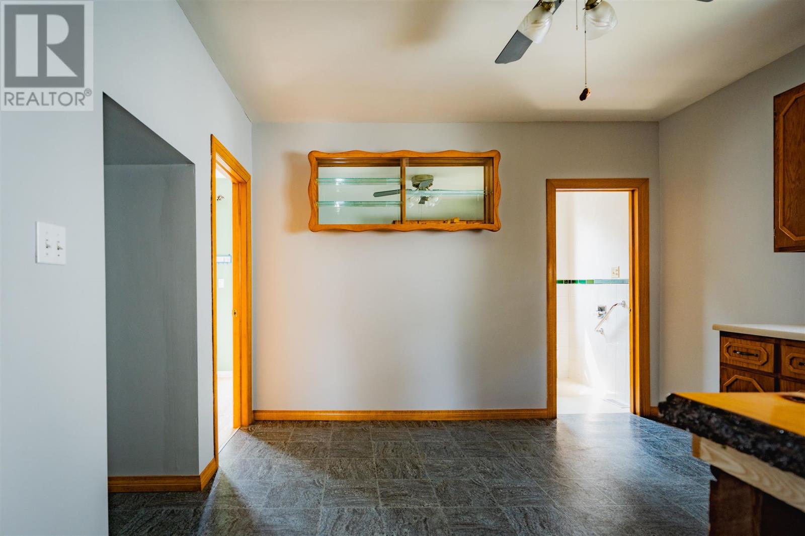 Photo 7 of 391 Douglas St, Sault Ste Marie ON