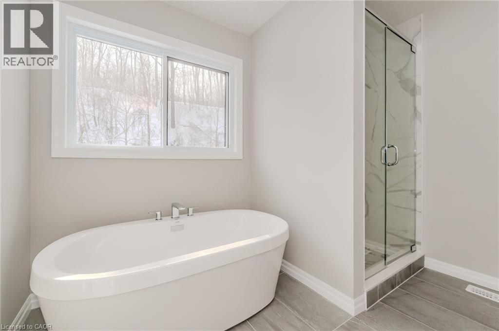Photo 13 of 82 Quarry Park Drive, Kitchener ON