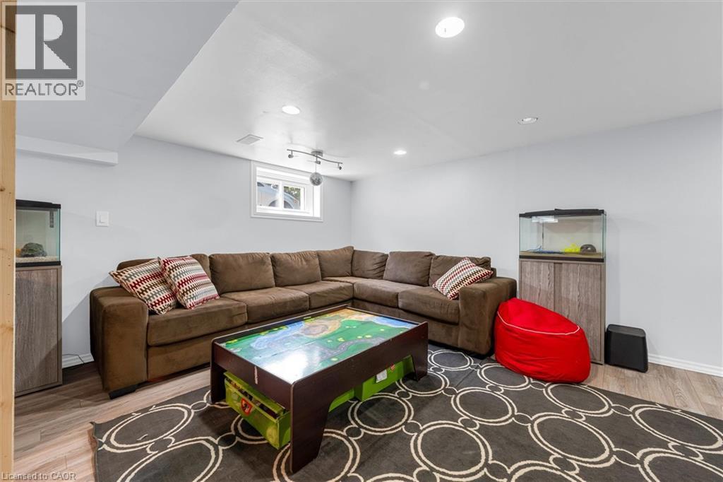 Photo 21 of 287 East 33rd Street, Hamilton ON