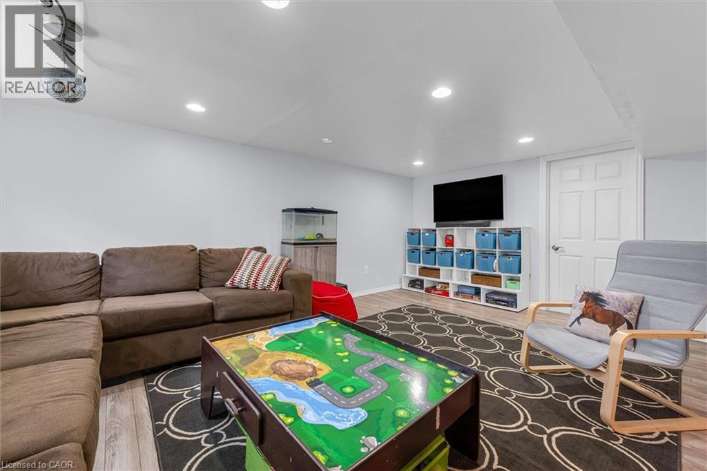 Photo 22 of 287 East 33rd Street, Hamilton ON