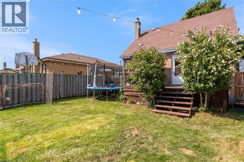 Photo 28 of 287 East 33rd Street, Hamilton ON