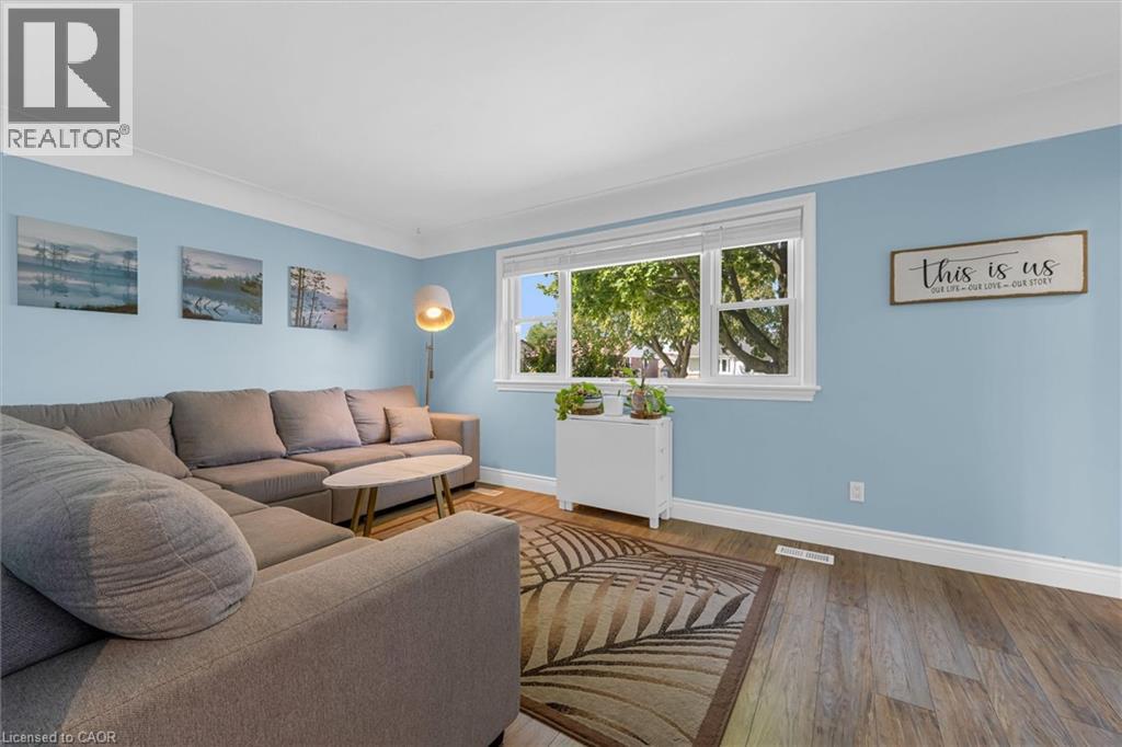 Photo 5 of 287 East 33rd Street, Hamilton ON