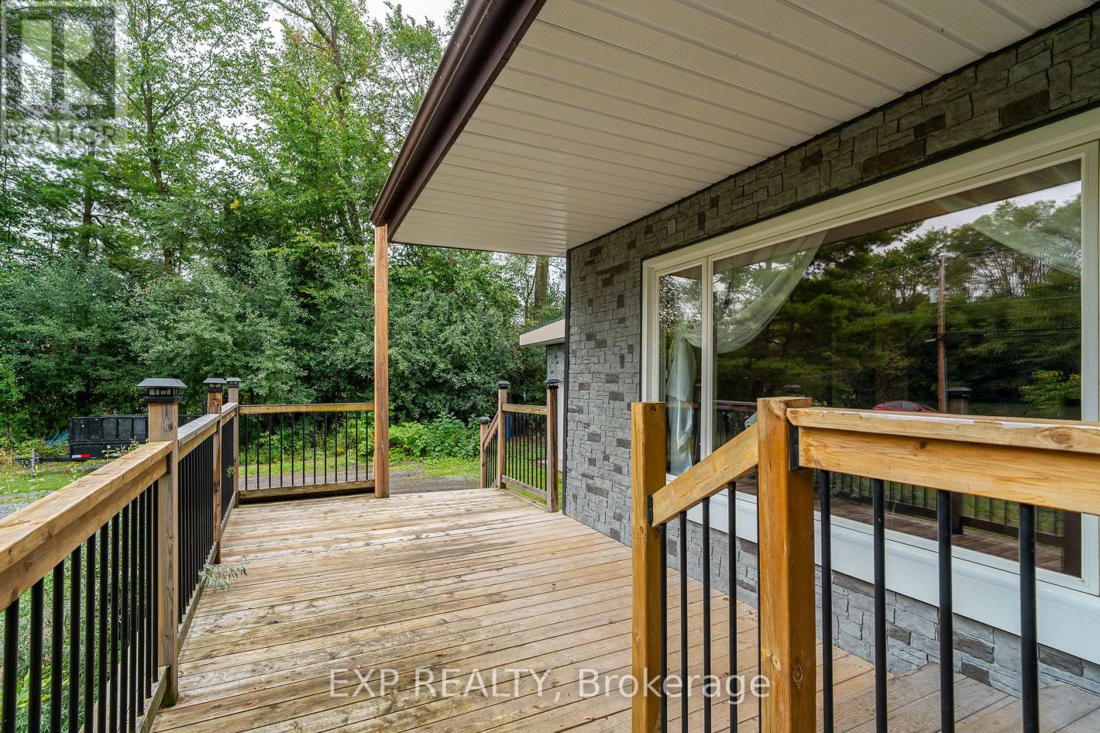 Photo 26 of 1807 Second Line Road, Ottawa ON