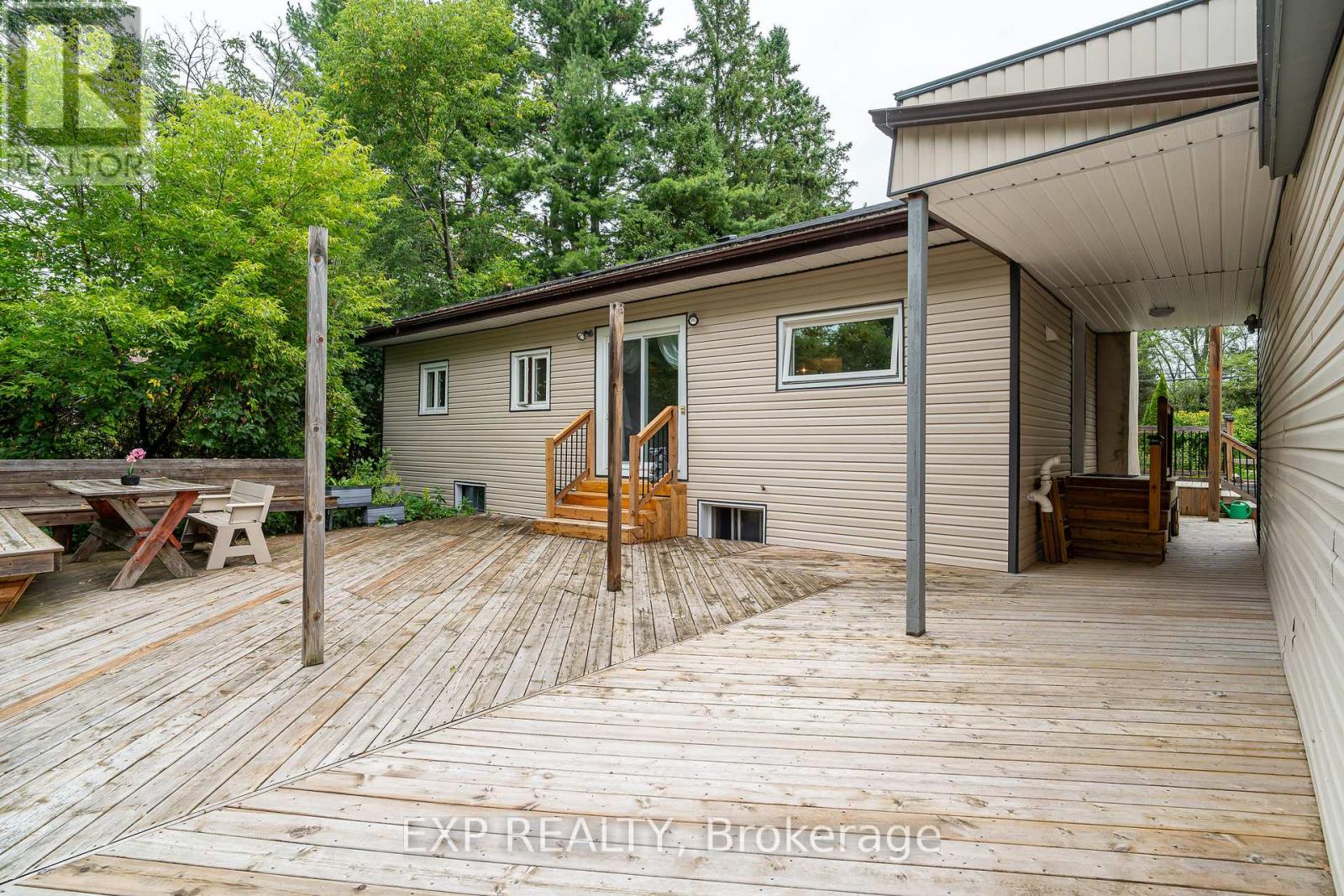 Photo 28 of 1807 Second Line Road, Ottawa ON