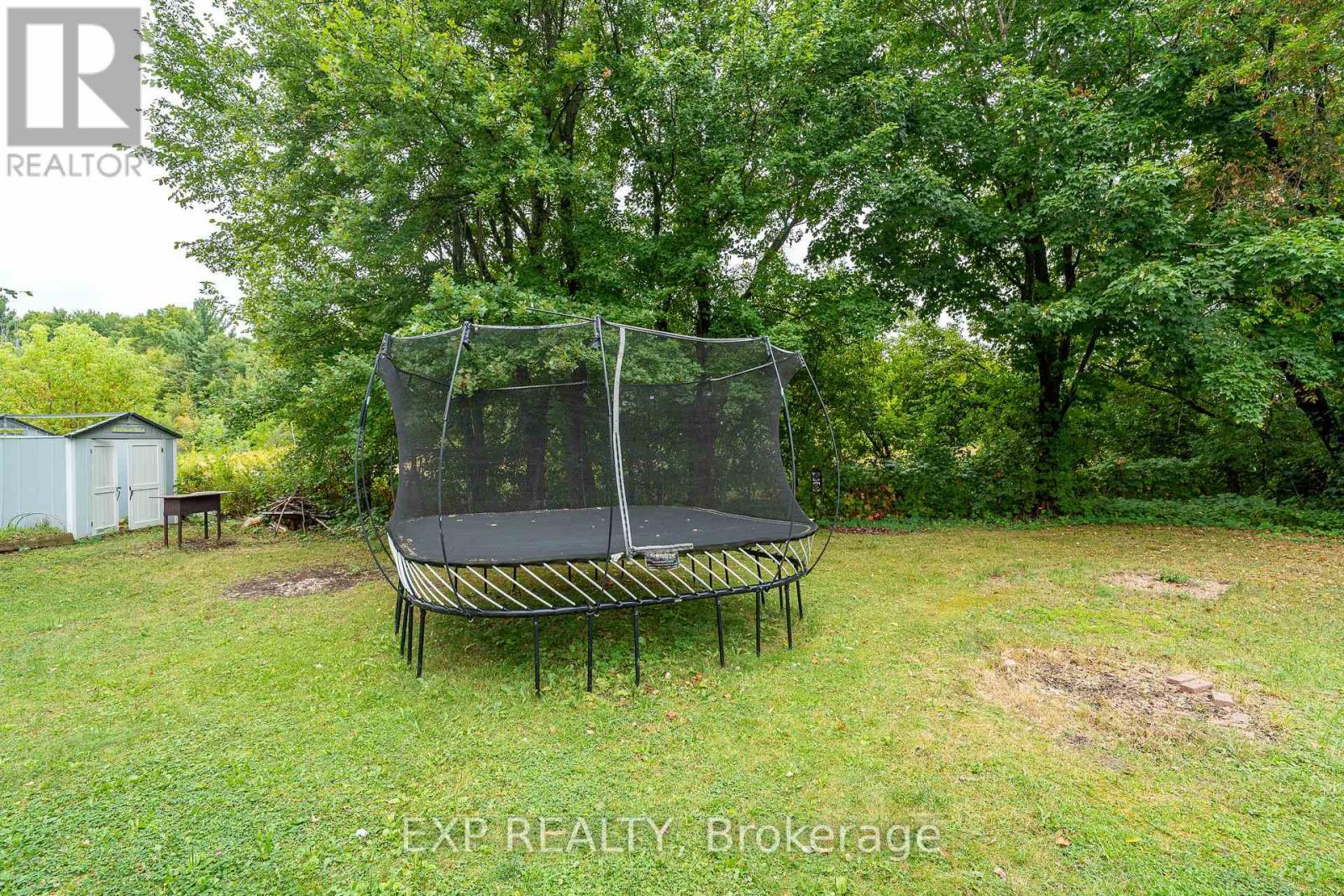 Photo 31 of 1807 Second Line Road, Ottawa ON