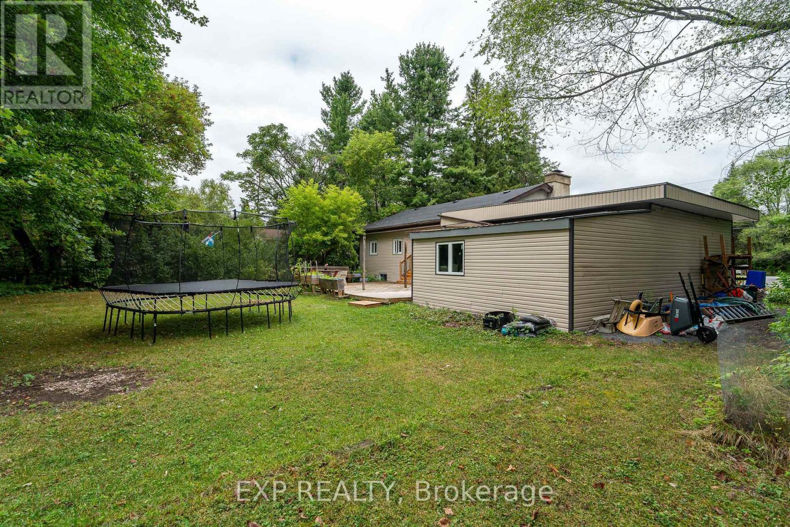 Photo 33 of 1807 Second Line Road, Ottawa ON