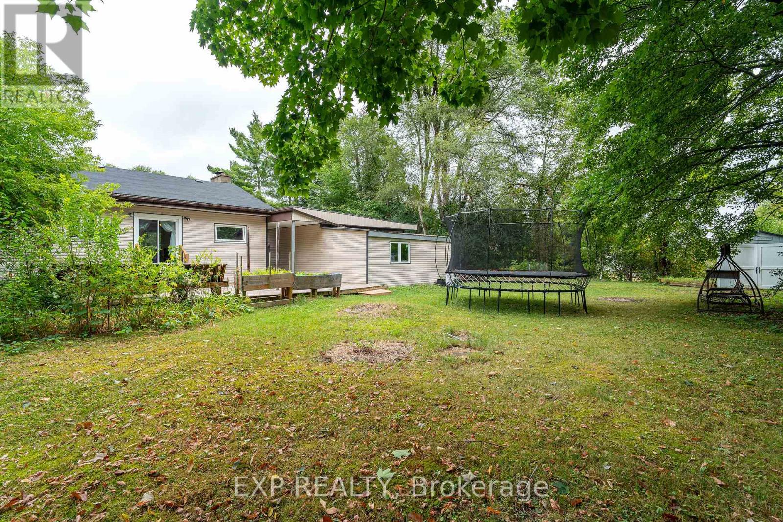 Photo 35 of 1807 Second Line Road, Ottawa ON