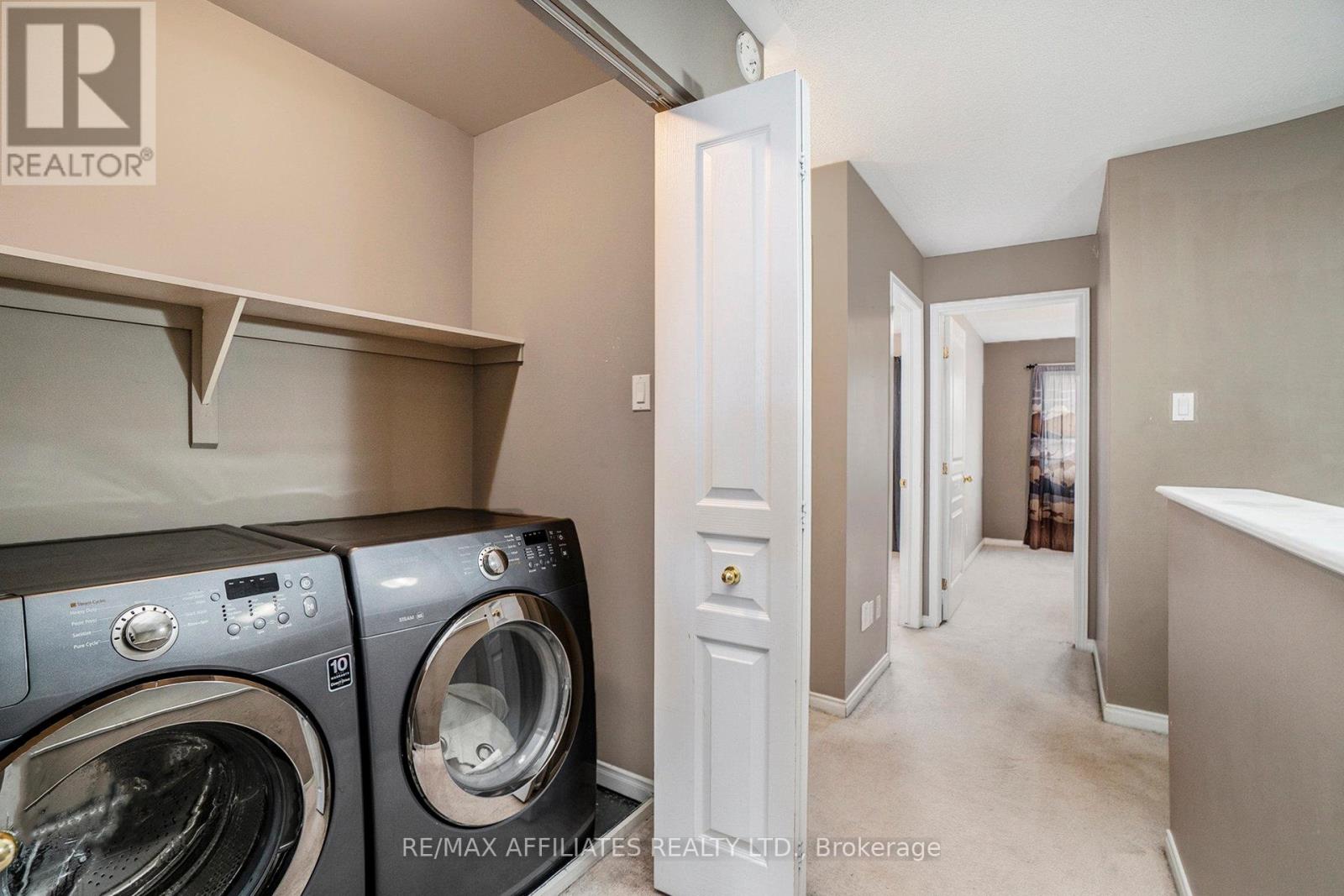 Photo 11 of 714 Regiment Avenue, Ottawa ON