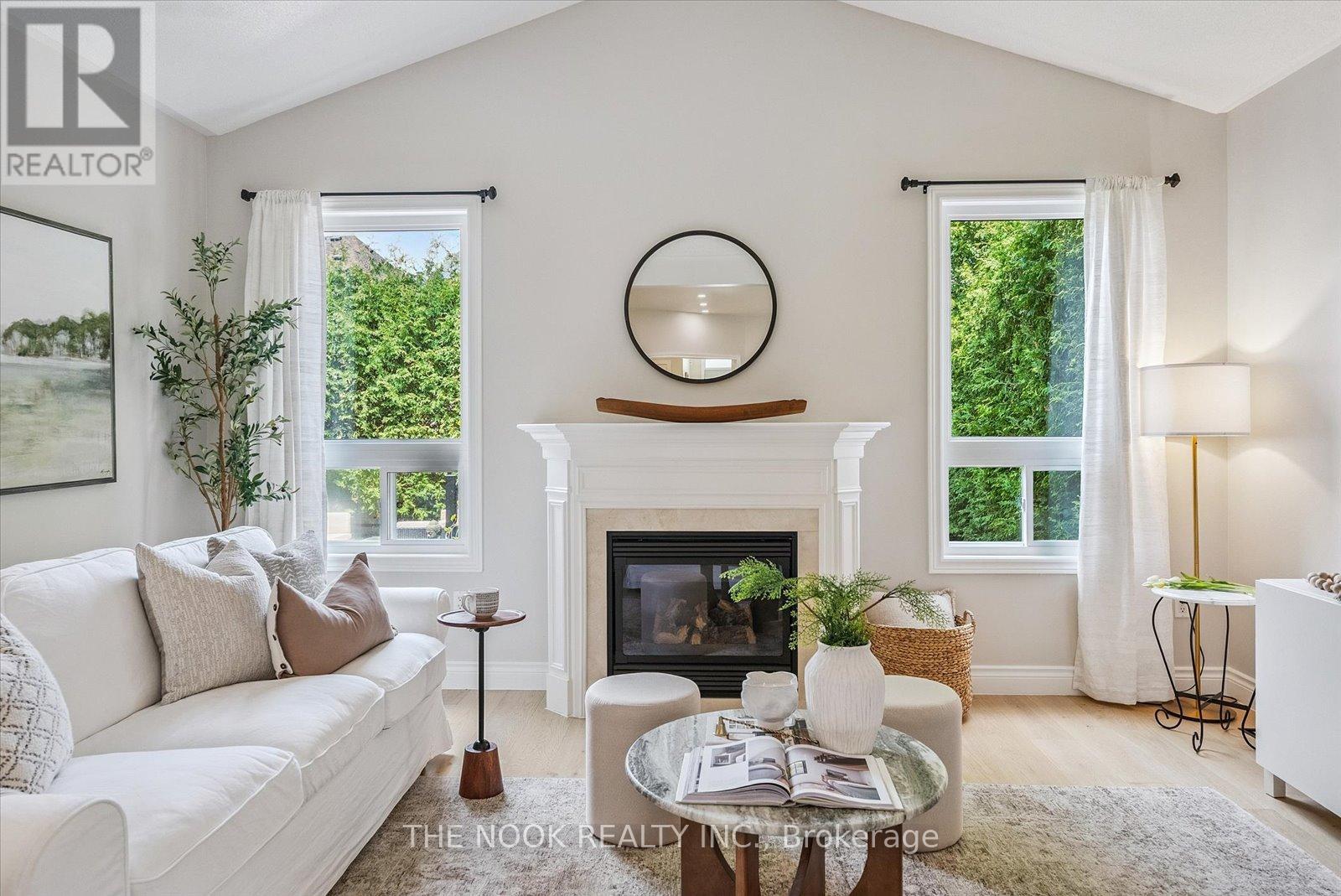 Photo 10 of 31 Queensplate Drive, Scugog ON