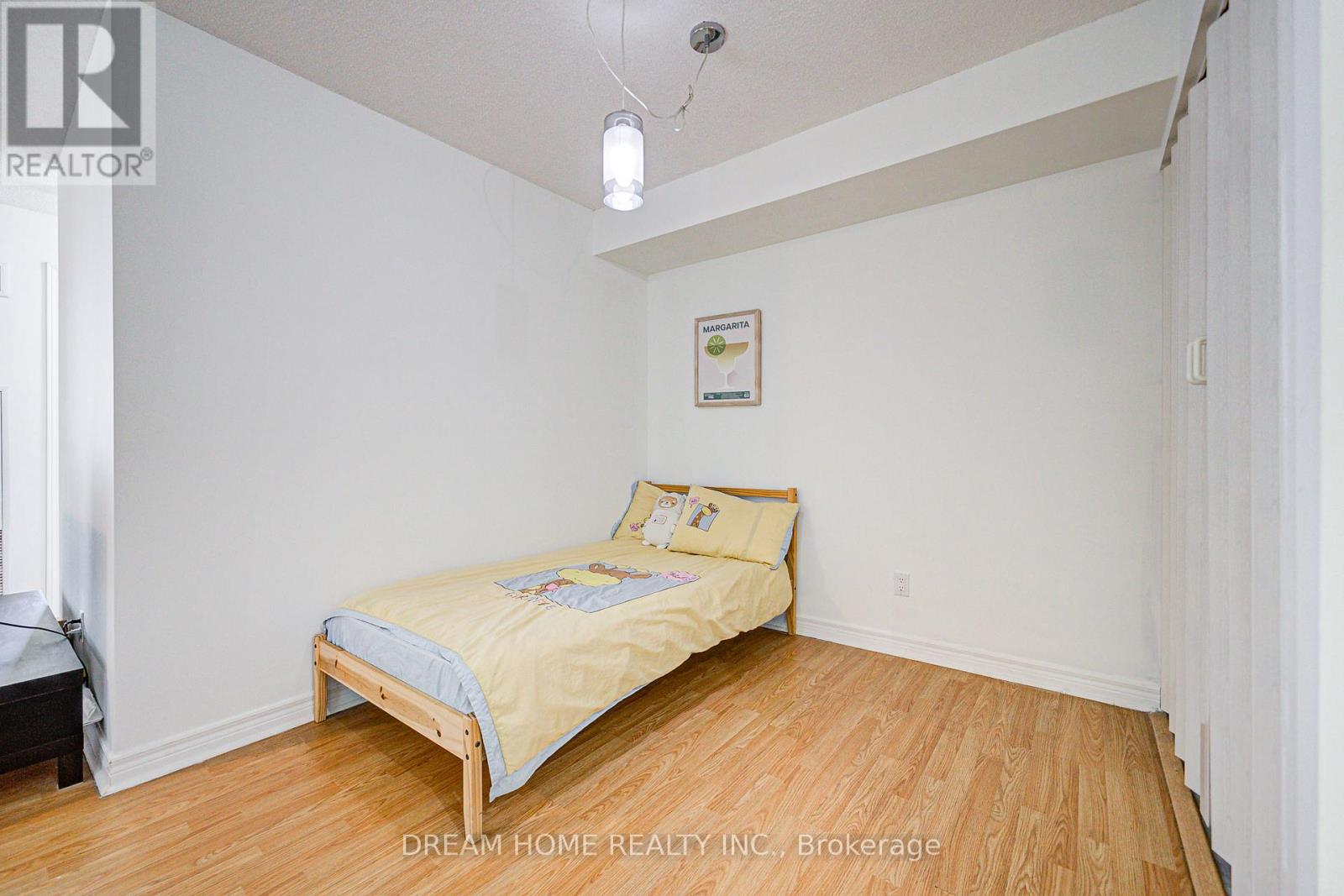 Photo 10 of 1531 68 Corporate Drive, Toronto ON