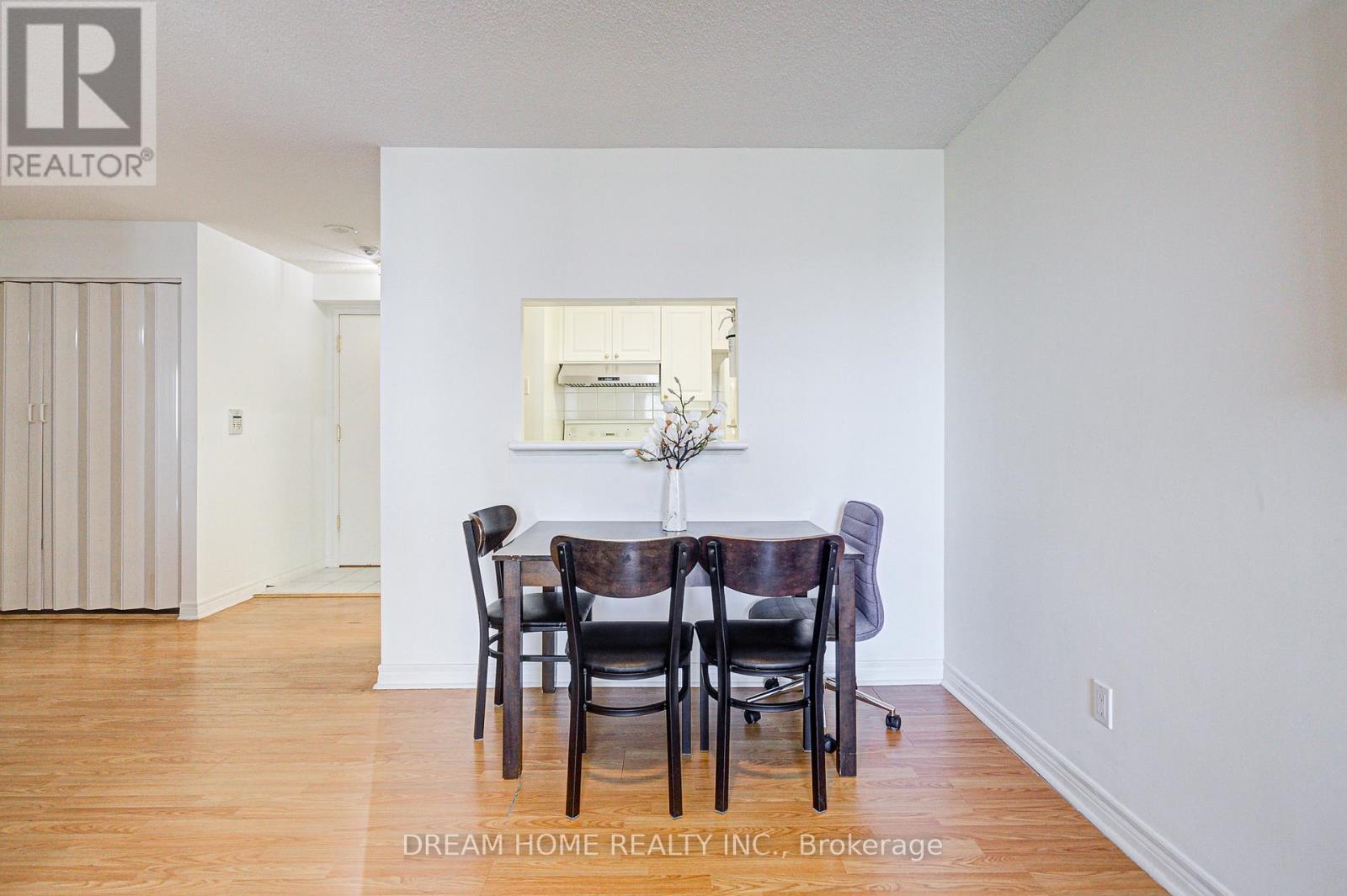 Photo 13 of 1531 68 Corporate Drive, Toronto ON