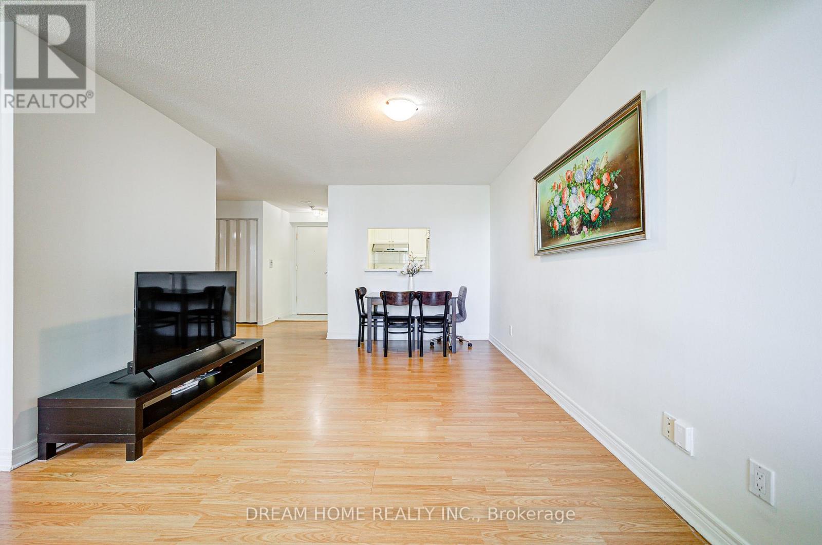 Photo 2 of 1531 68 Corporate Drive, Toronto ON