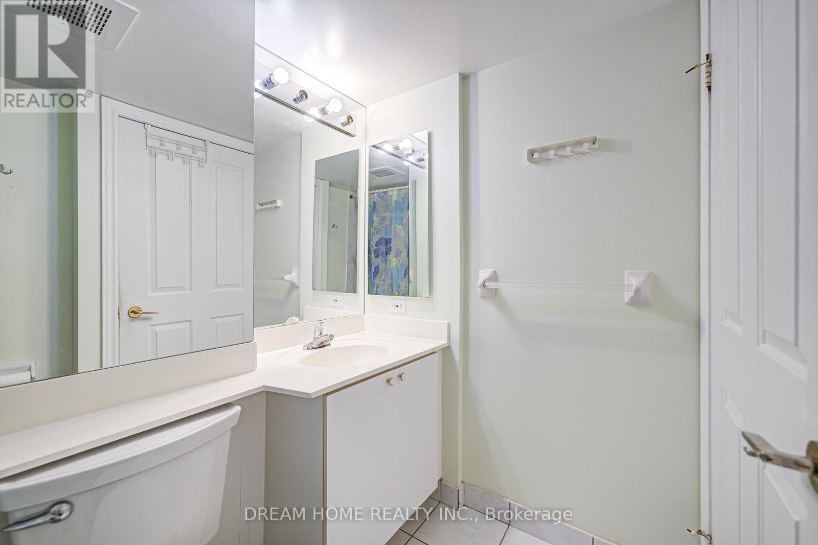 Photo 20 of 1531 68 Corporate Drive, Toronto ON