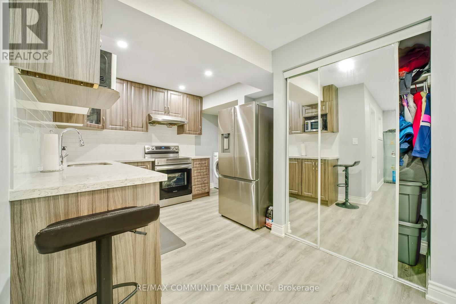Photo 35 of 1064 Cameo Street, Pickering ON