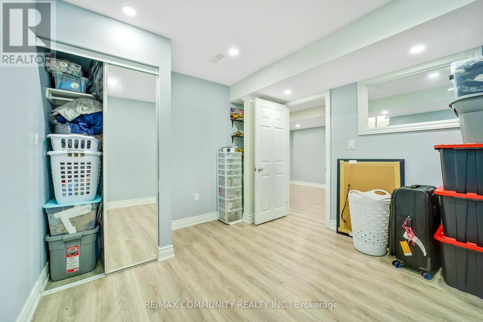 Photo 39 of 1064 Cameo Street, Pickering ON
