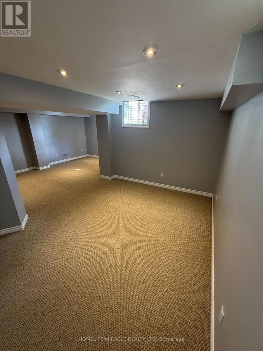 Photo 24 of 55 Allworth Crescent, Clarington ON