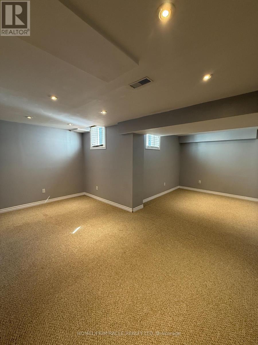 Photo 26 of 55 Allworth Crescent, Clarington ON