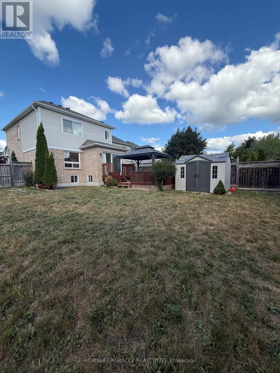 Photo 4 of 55 Allworth Crescent, Clarington ON