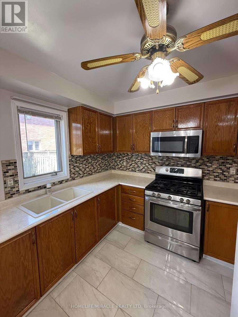Photo 12 of 303 Delaney Drive, Ajax ON