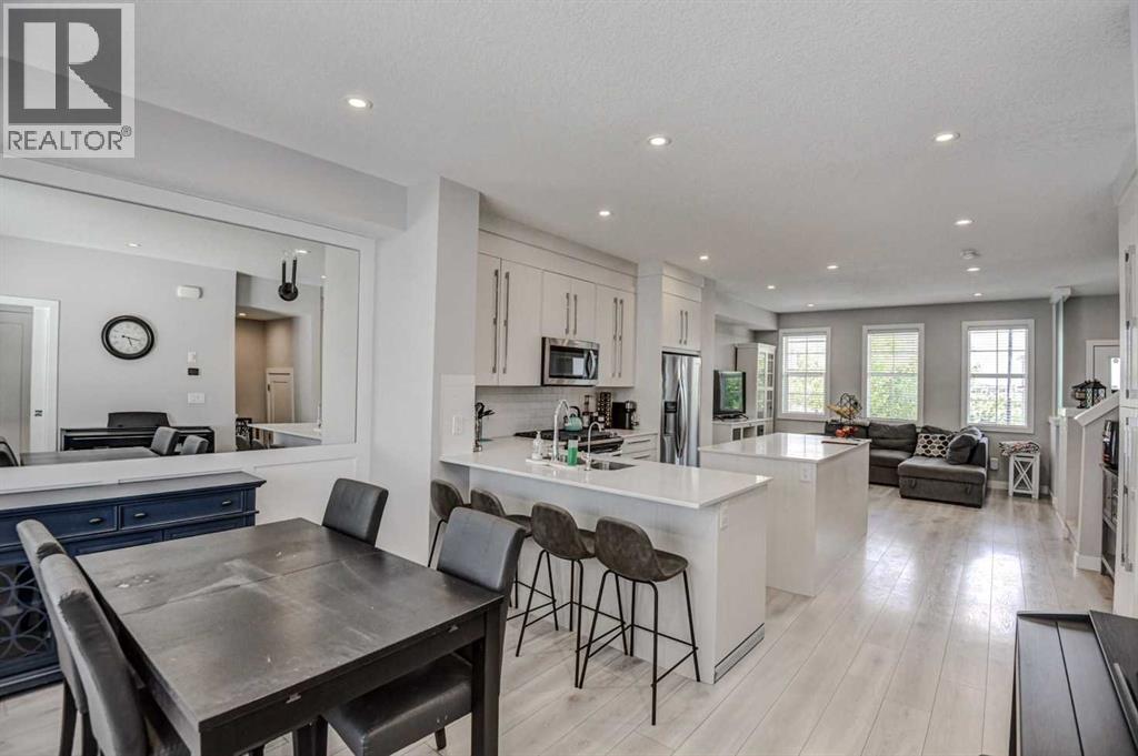 Photo 10 of 448 West Lakeview Drive, Chestermere AB