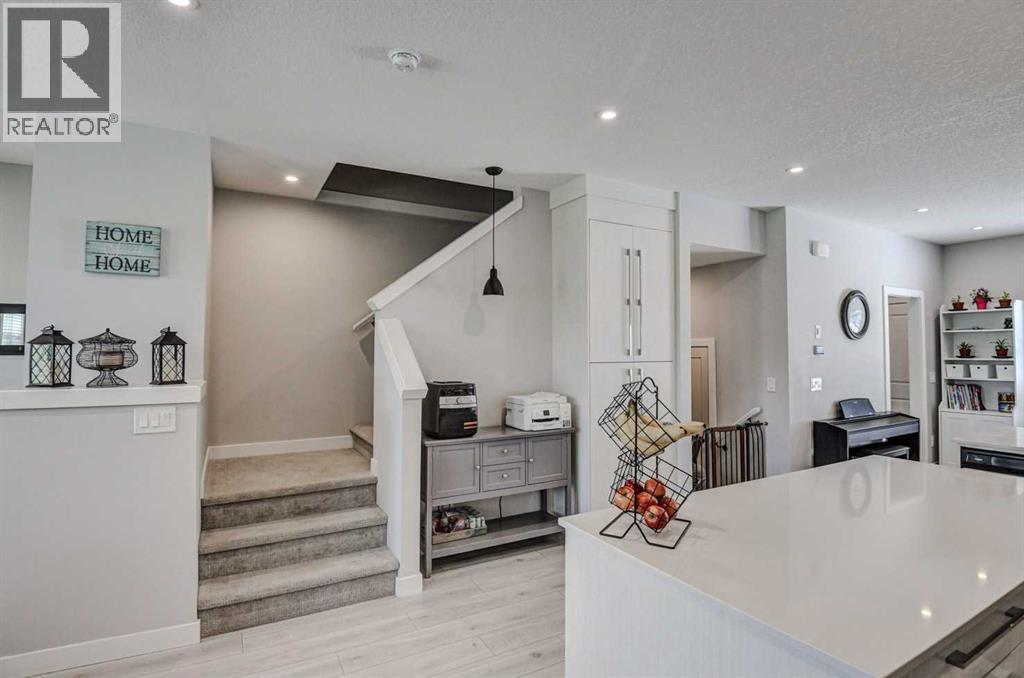 Photo 11 of 448 West Lakeview Drive, Chestermere AB